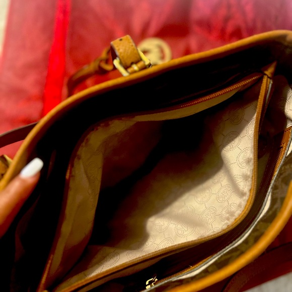 Mk Bag - Picture 3 of 4